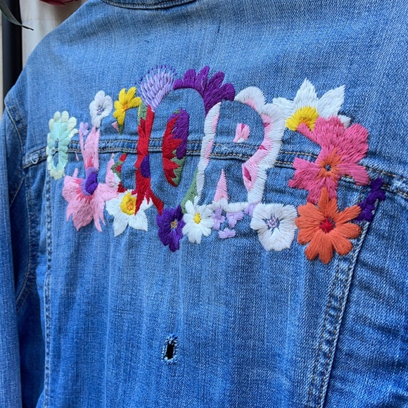 ❗️SOLD❗️ANTHROPOLOGIE- PILCRO “AMORE”FLORAL DENIM JACKET S - Picture 9 of 14